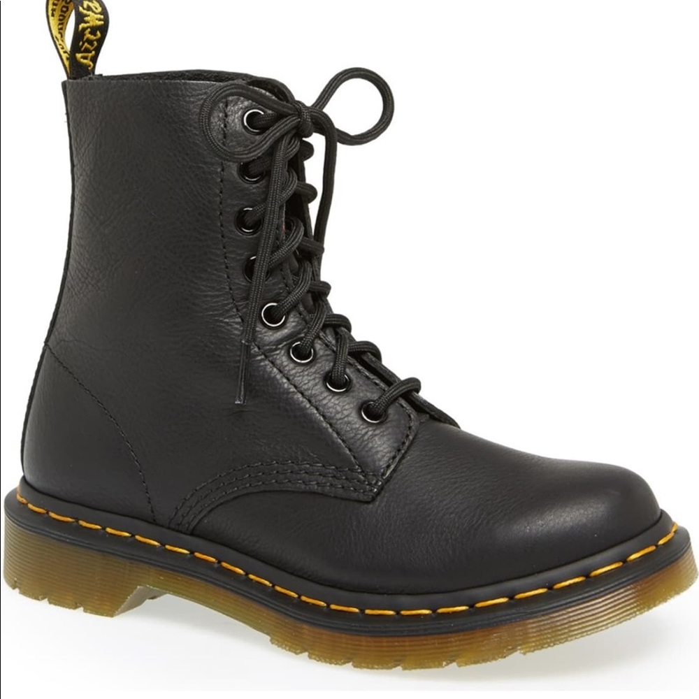 1460 Pascal Dr Martens